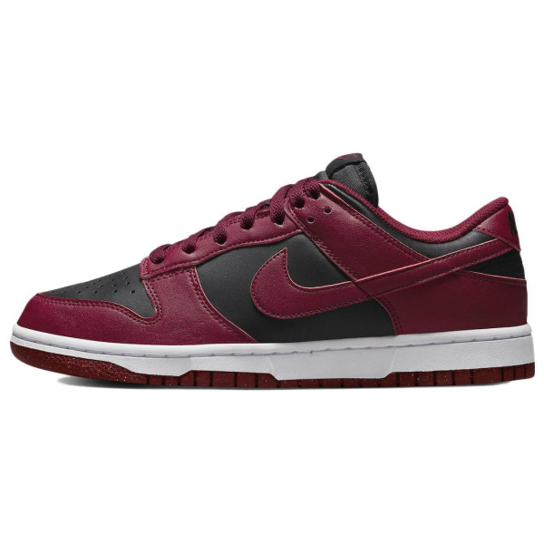 Nike Dunk next nature "gym red"