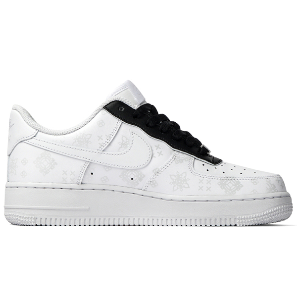 【 】 Nike Air Force 1