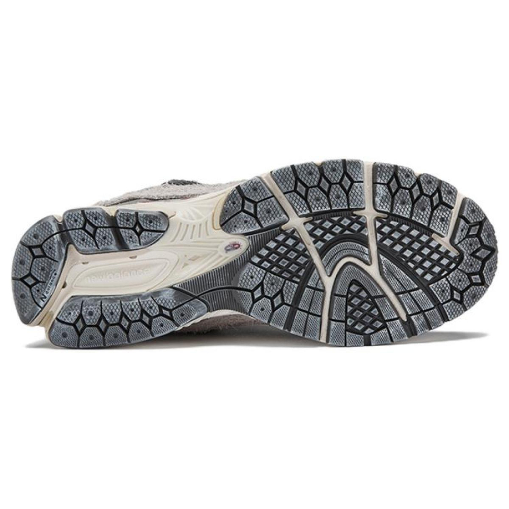 New Balance NB 2002R ABZORB