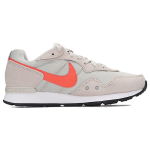 Nike Venture Runner
