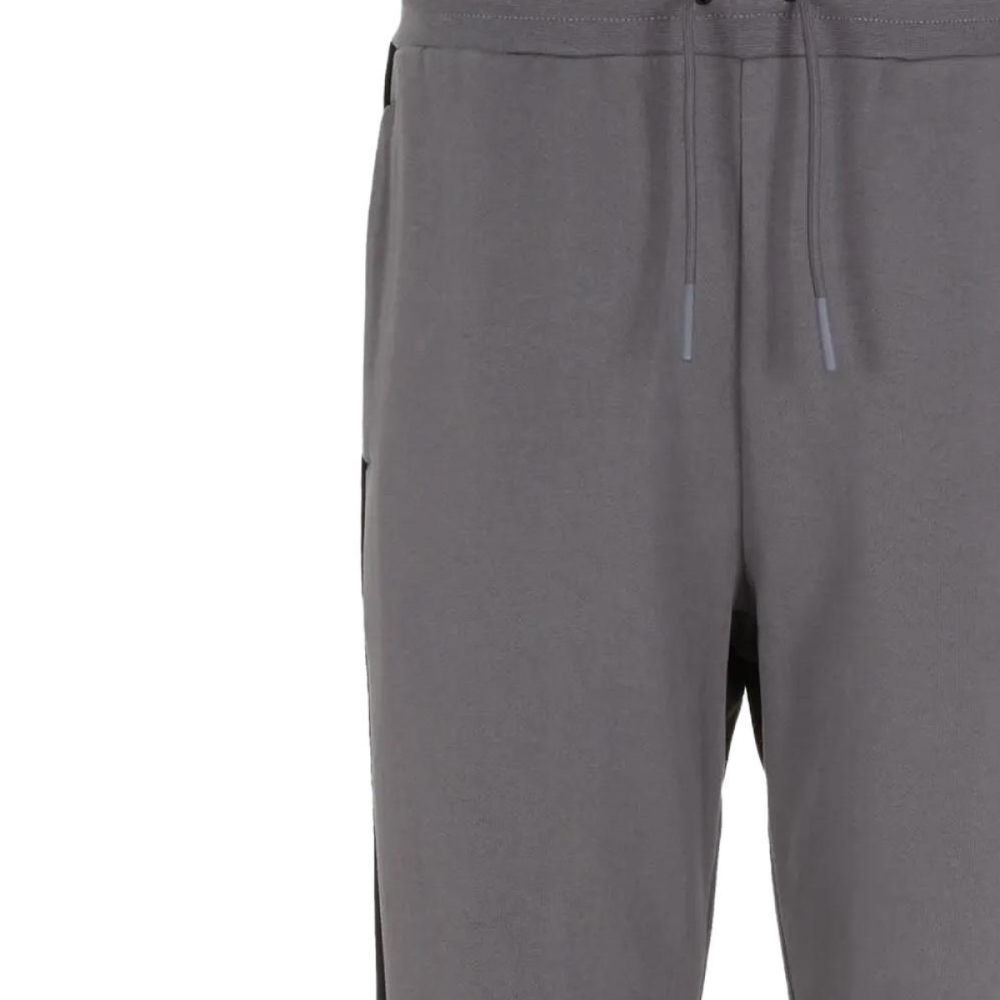 EMPORIO ARMANI FW23 EA7 Logo
