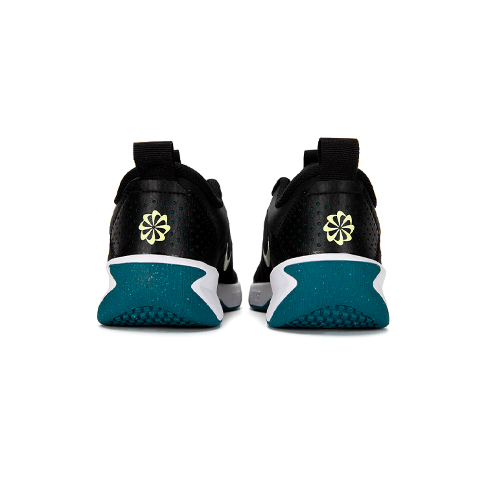 Nike Omni Multi-Court