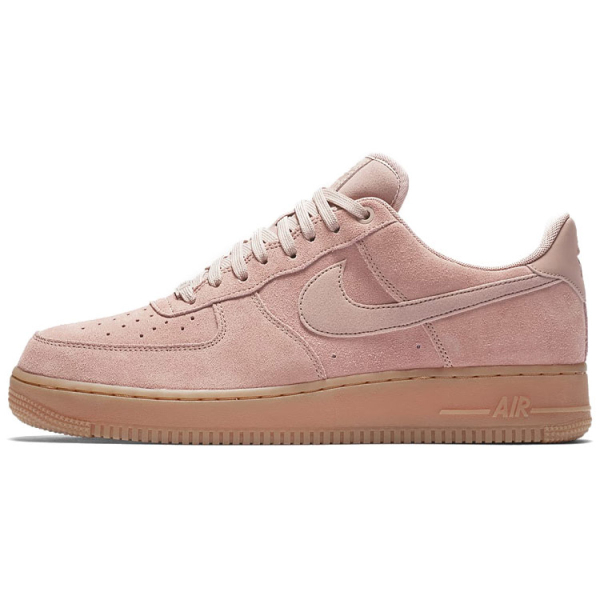 Nike Air Force 1 07 LV8