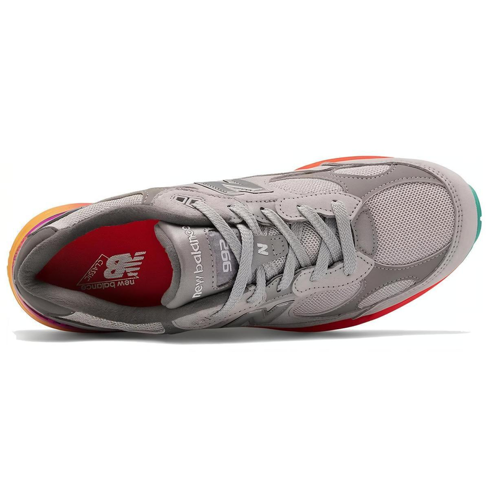 New Balance NB 992