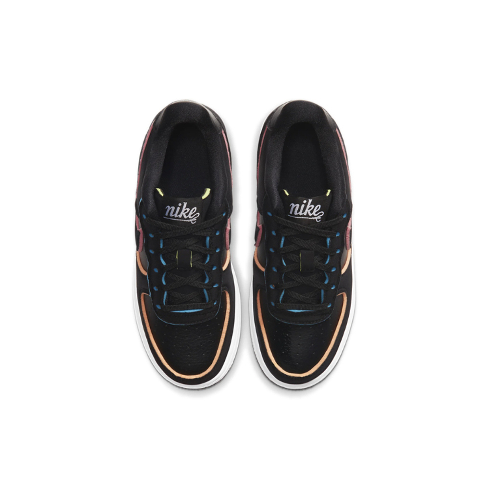 Nike Air Force 1 LV8