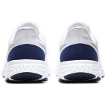 Nike REVOLUTION 5