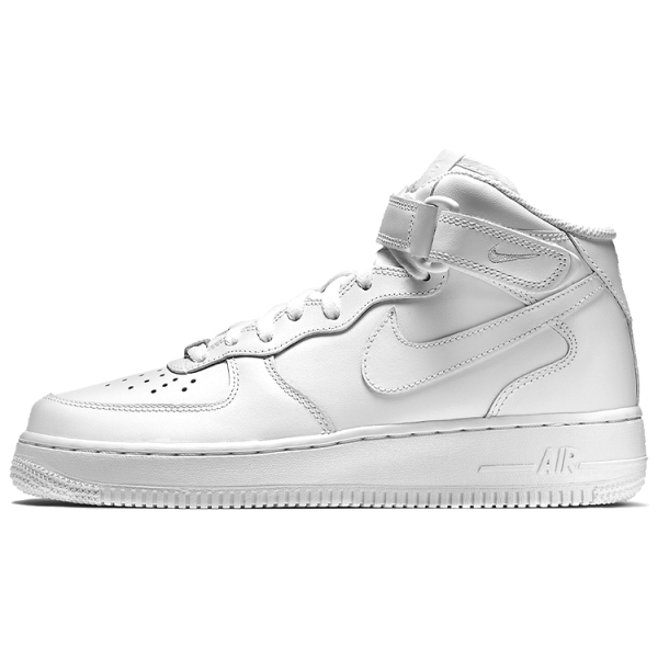 Nike Air Force 1 07 LE