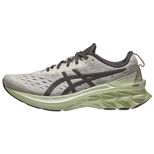 Asics Novablast 2