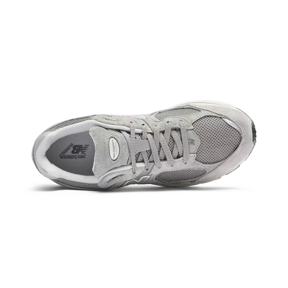New Balance NB 2002R