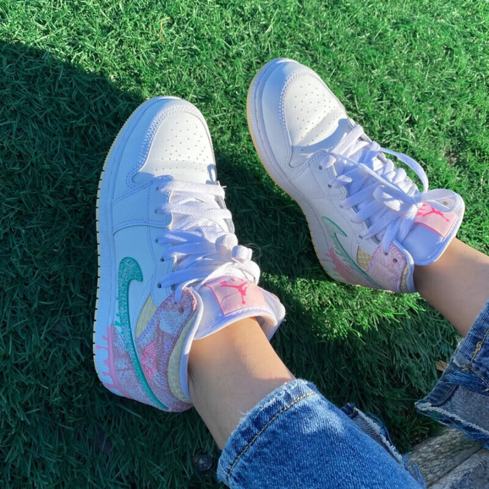 Air Jordan 1 Mid