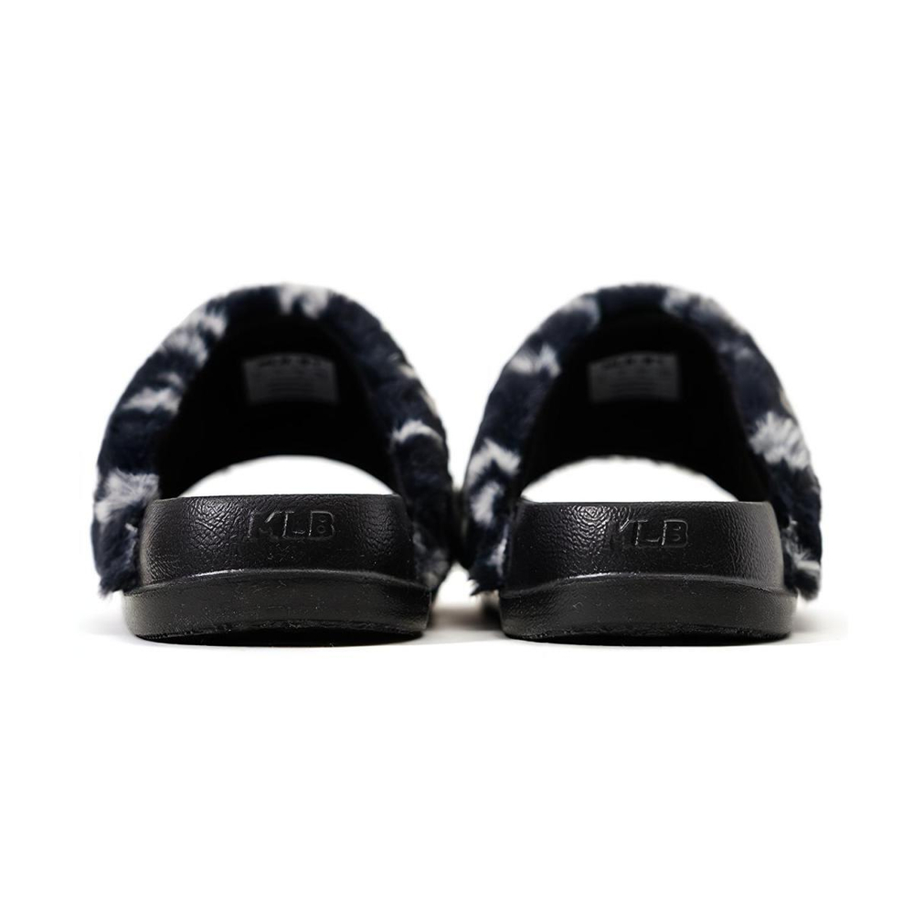MLB Slipper Chunky Mound Fur Monogram