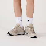 New Balance NB 2002R