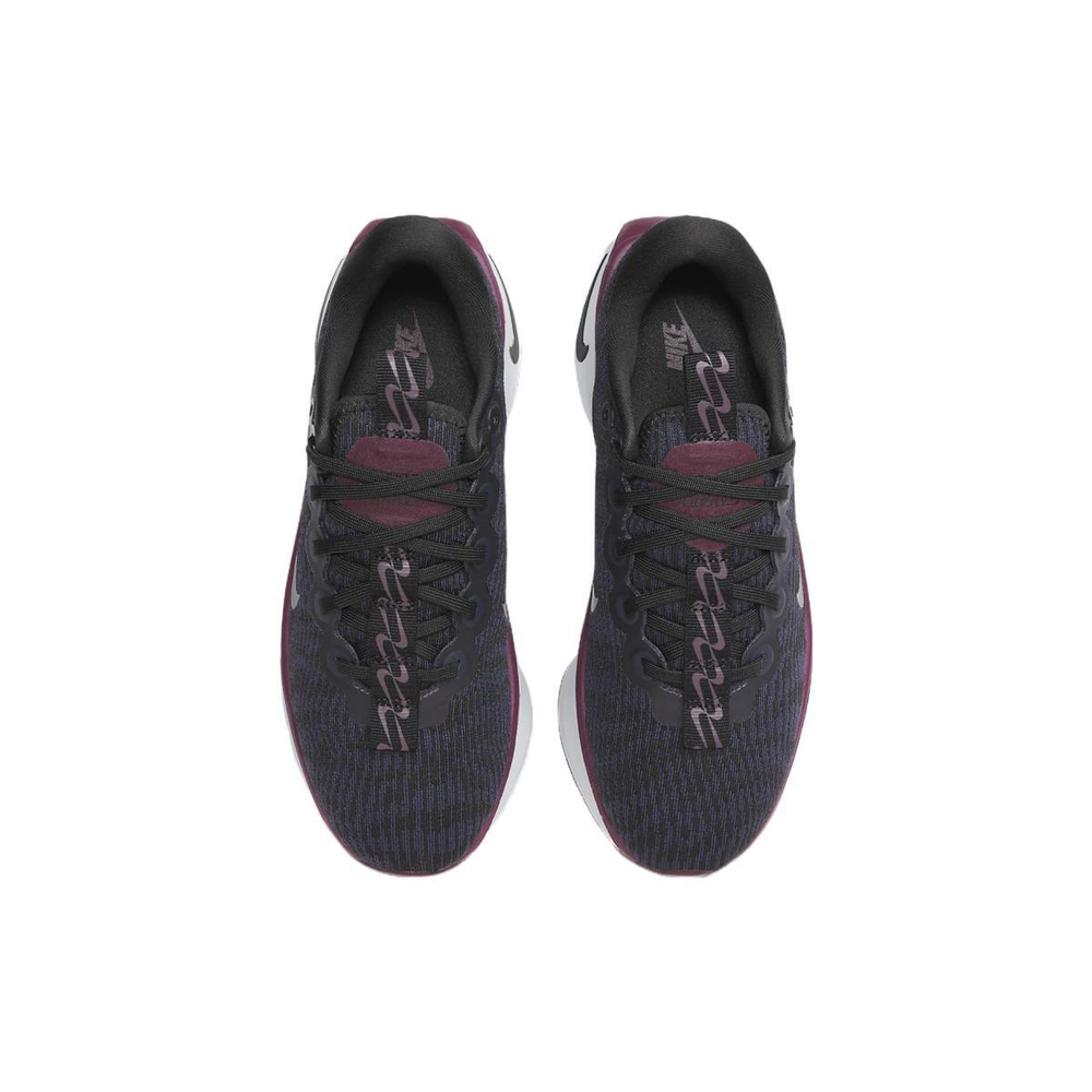 Nike Motiva