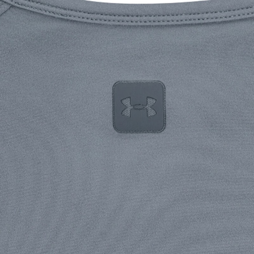 Under Armour T