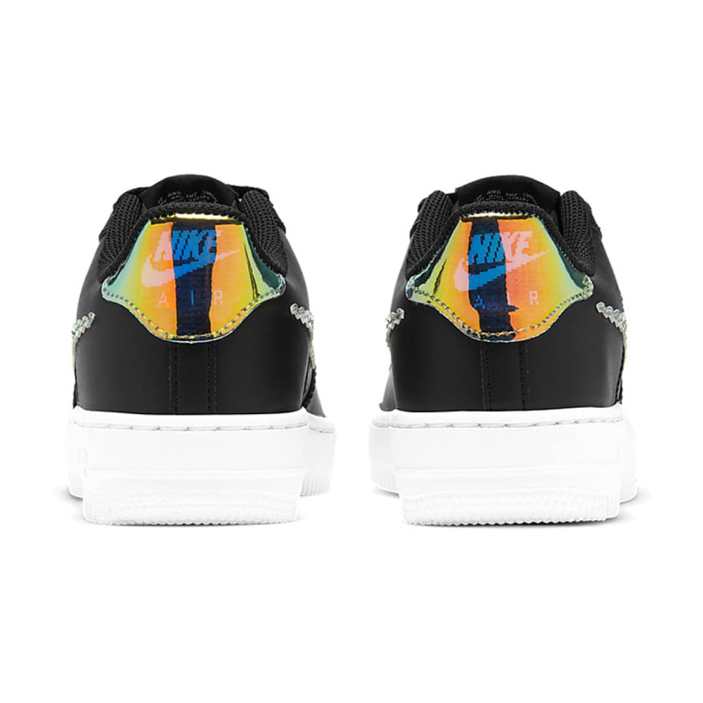 Nike Air Force 1 LV8