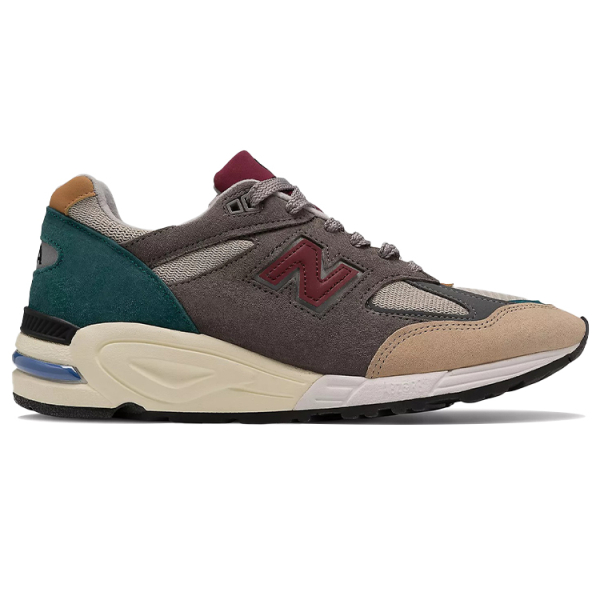 New Balance NB 990 V2