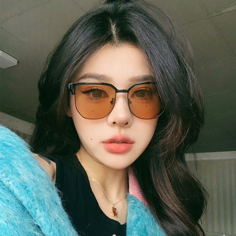 MUYKUY /