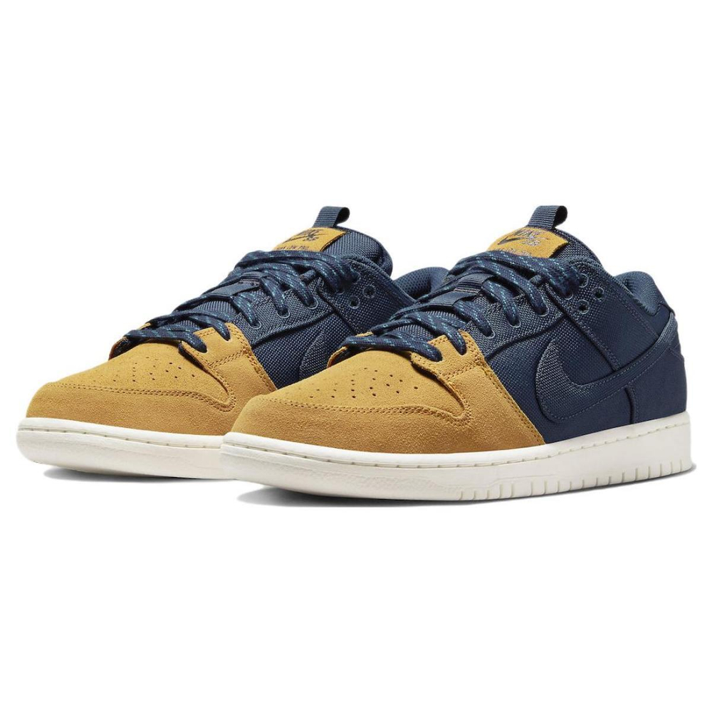 Nike Dunk SB "Midnight Navy/Desert Ochre"