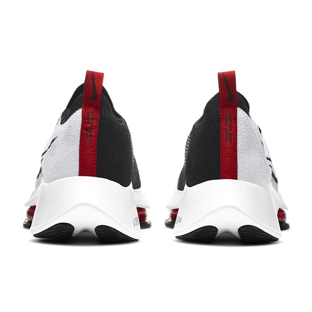 Nike Air Zoom Tempo Next%