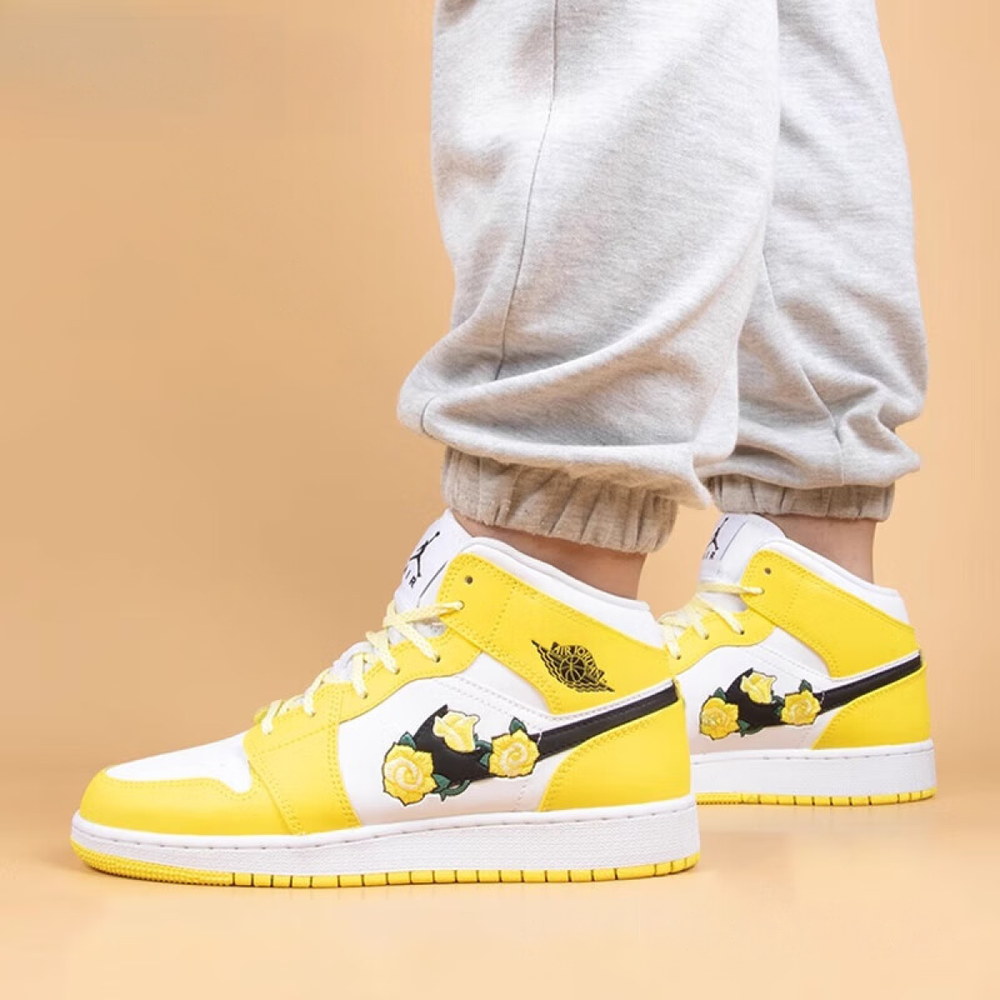 Jordan Air Jordan 1 Mid SE PU