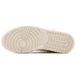 Jordan Air Jordan 1 Retro High OG Sail