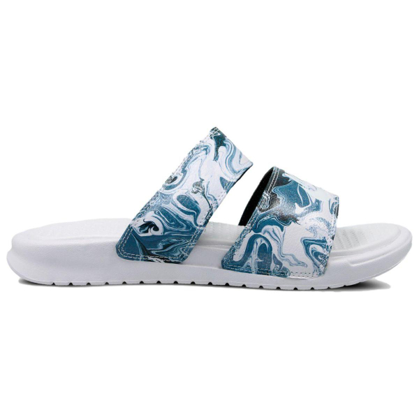 Nike Benassi