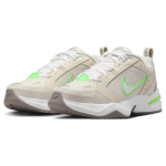 Nike Air Monarch 4