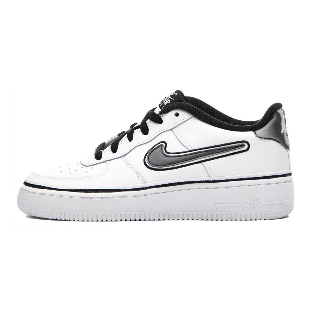 Nike Air Force 1 LV8