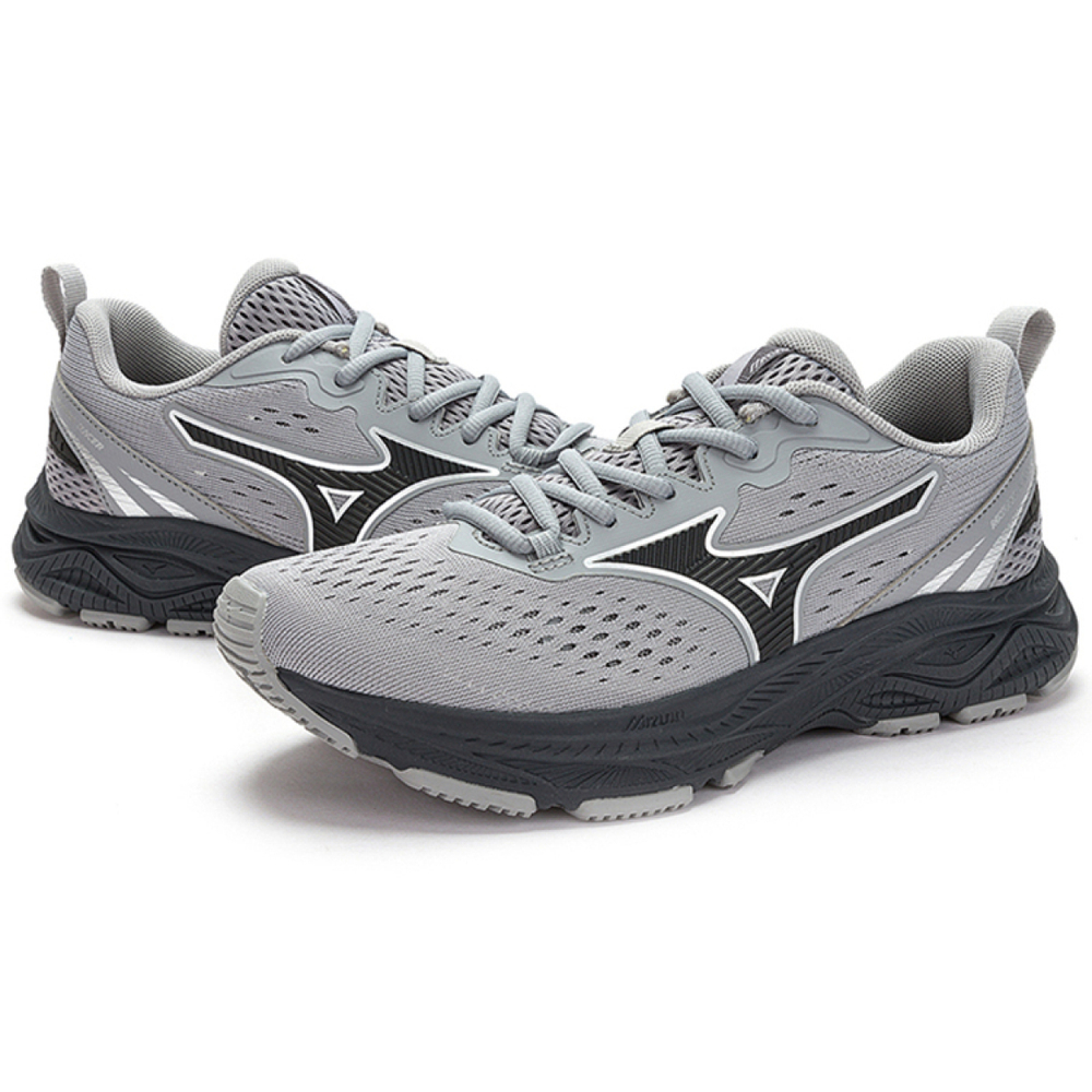 Mizuno Racer S