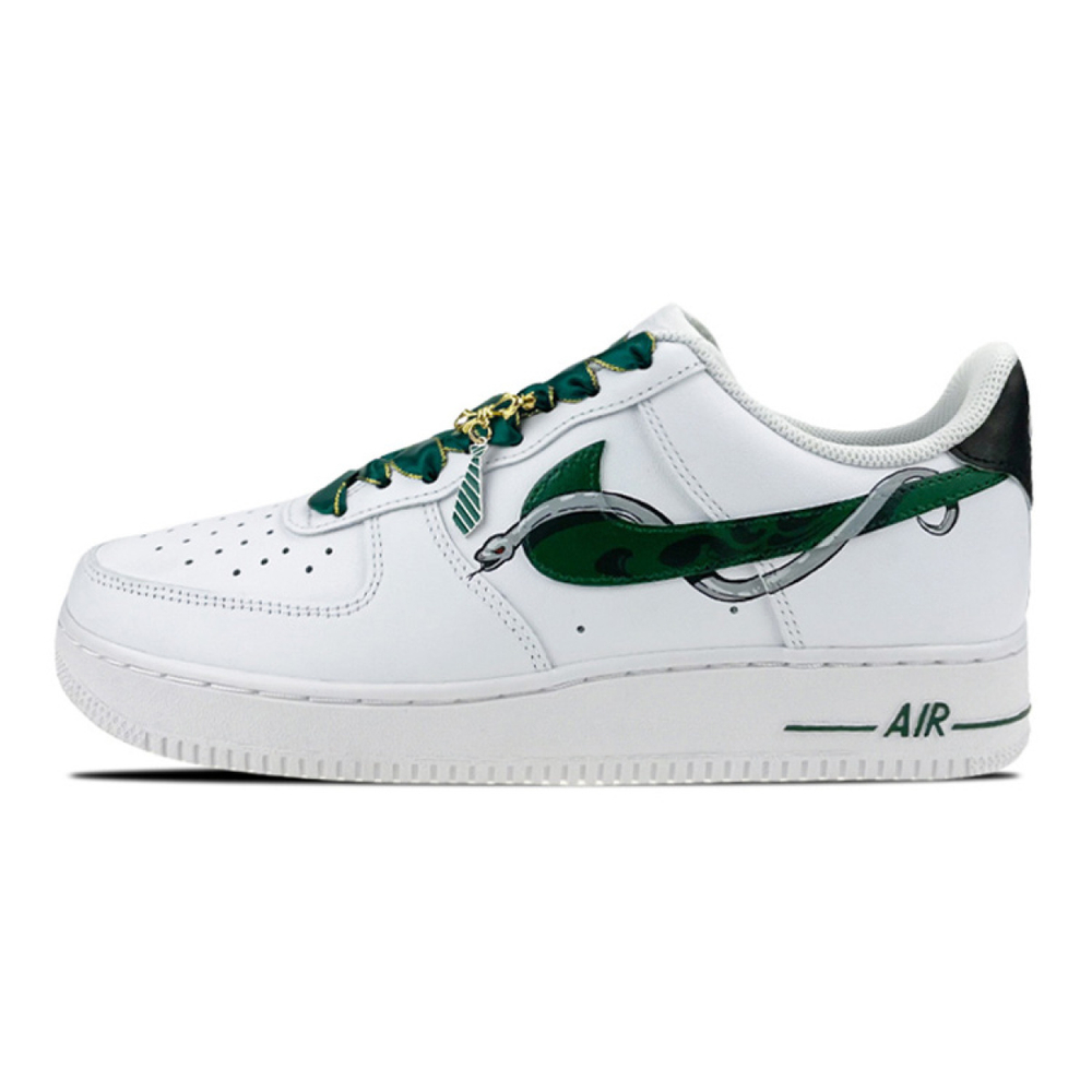 【 】 Nike Air Force 1 LE GS
