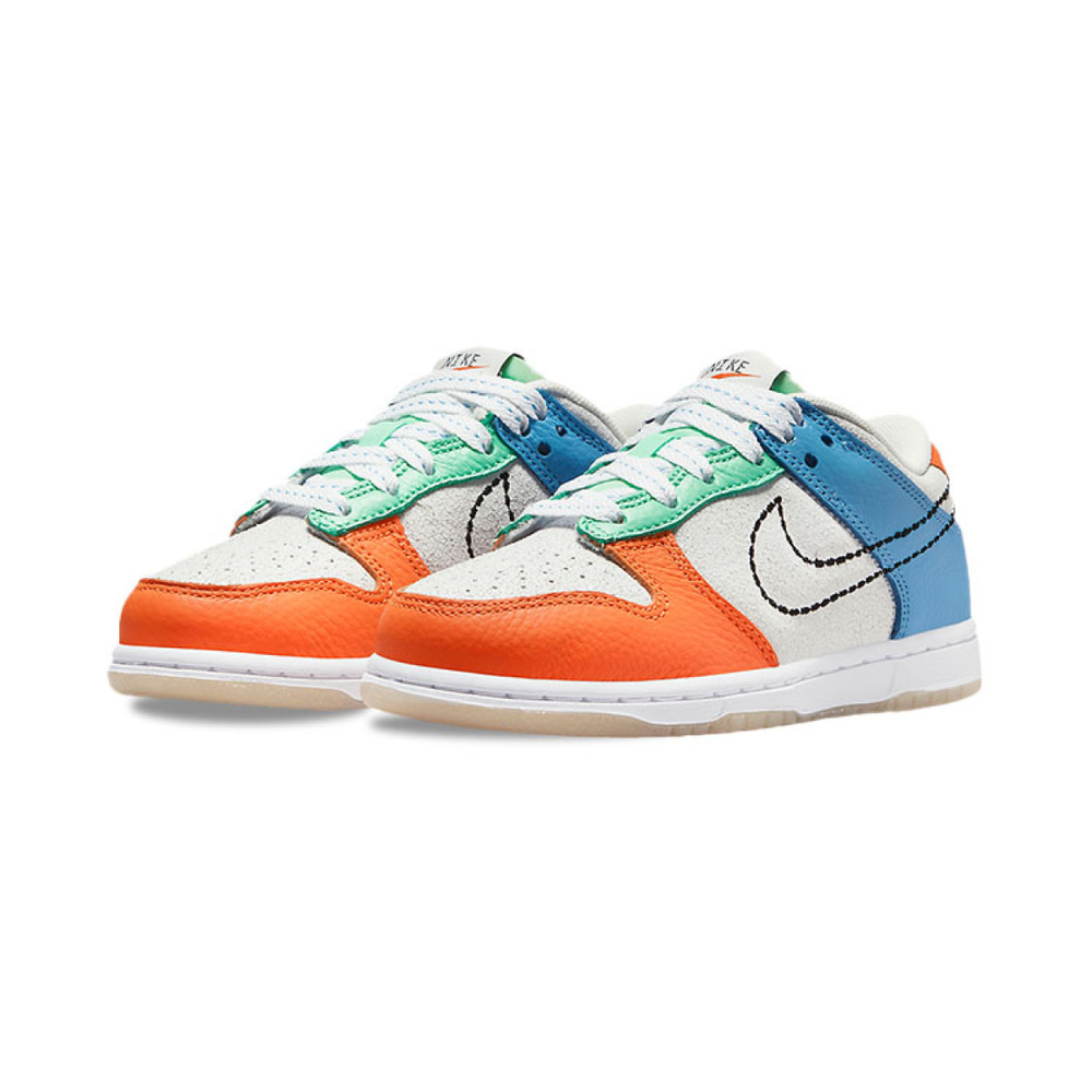 Nike Dunk "Nike 101"