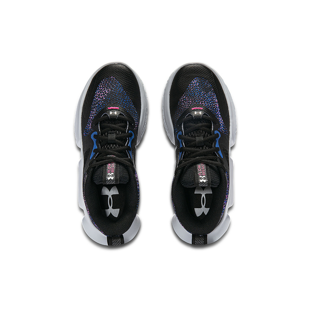Under Armour Flow Breakthru 3