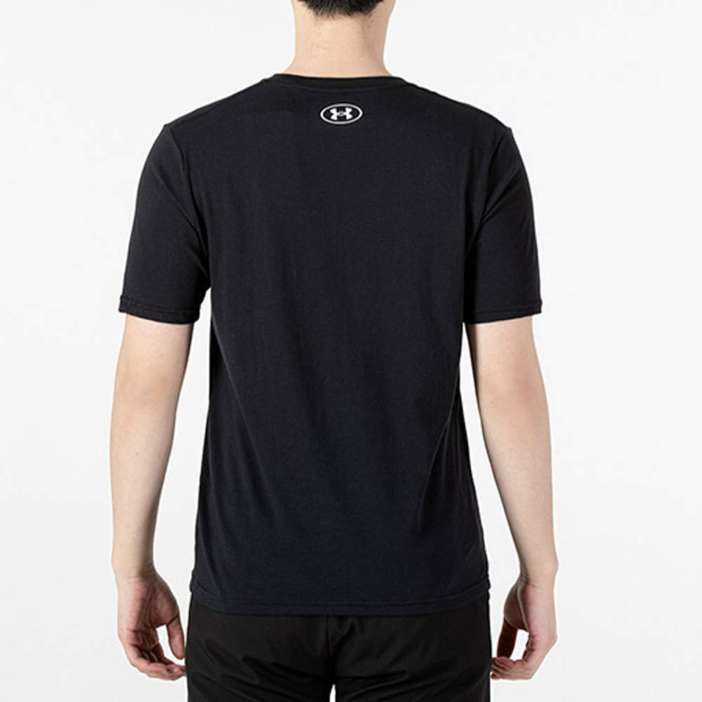 Under Armour Logo T