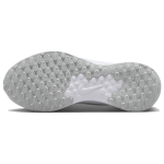 Nike REVOLUTION 7