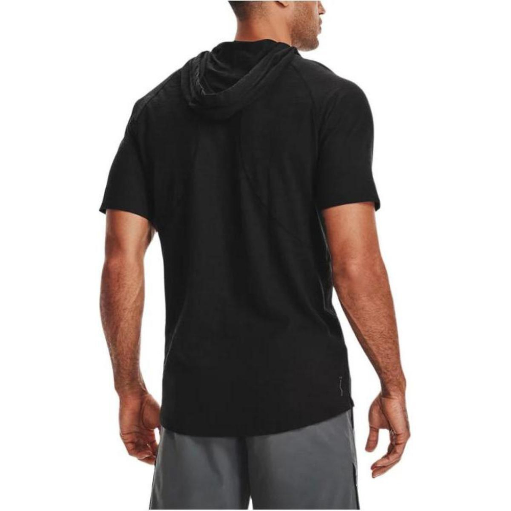 Under Armour T