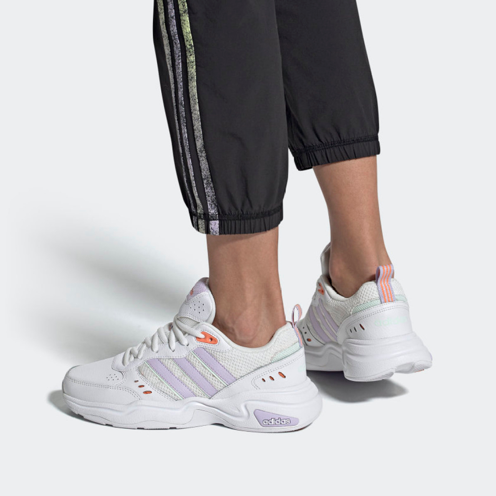 Adidas neo Strutter