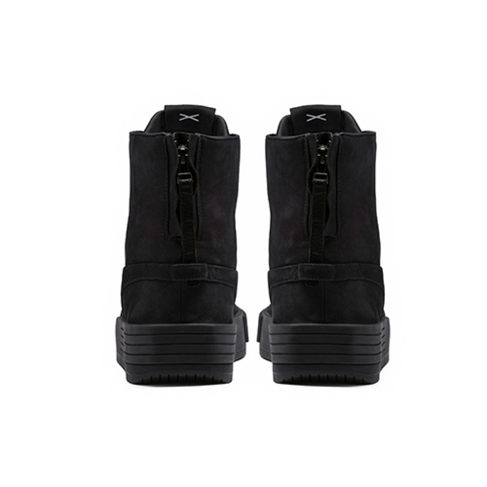 The Weeknd x PUMA Triple XO Parallel“Triple Black"