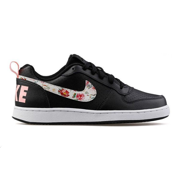 Nike Court Borough swoosh