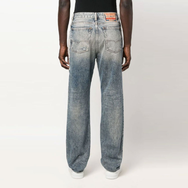 DIESEL FW22 dirty 3D