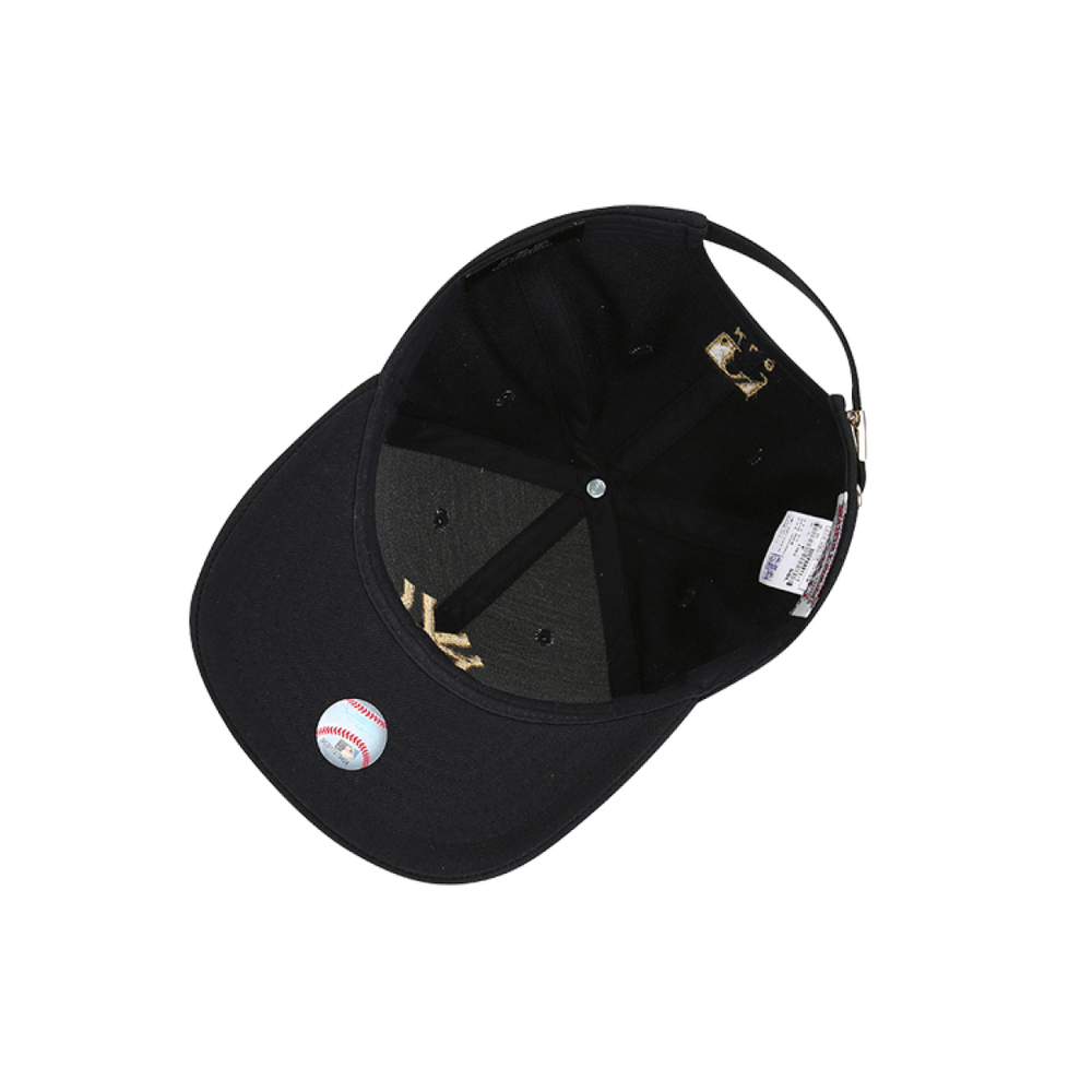MLB x