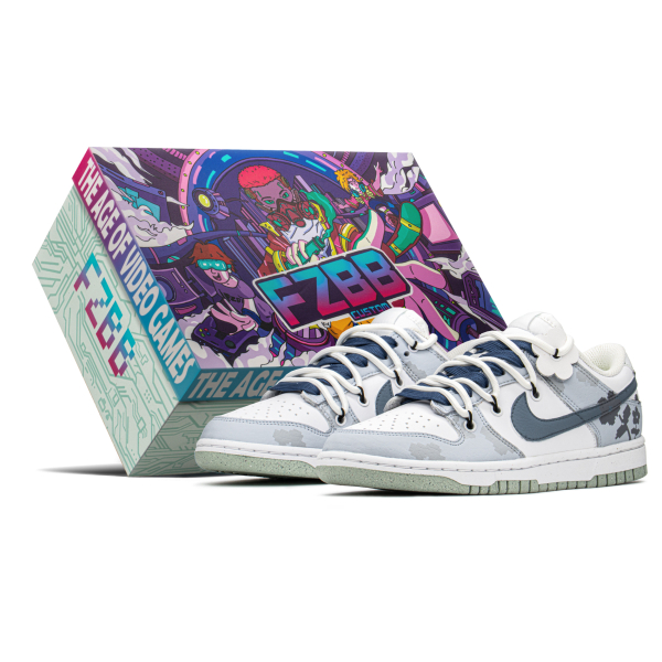 【 】 Nike Dunk Low