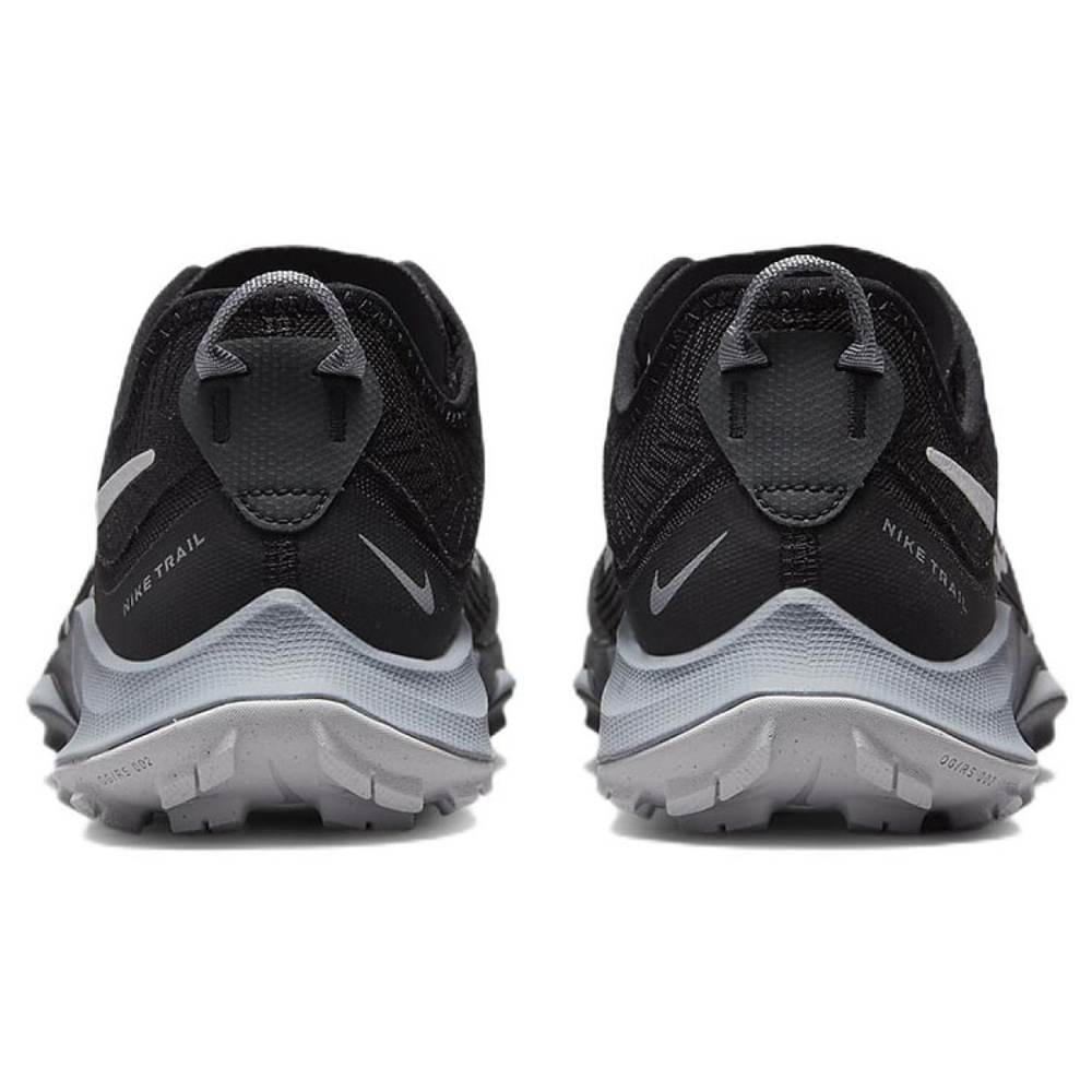Nike Air Zoom Terra Kiger 8