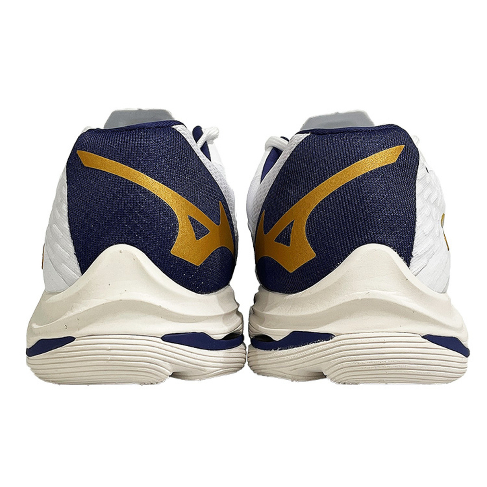 Mizuno Wave Lightning Z7