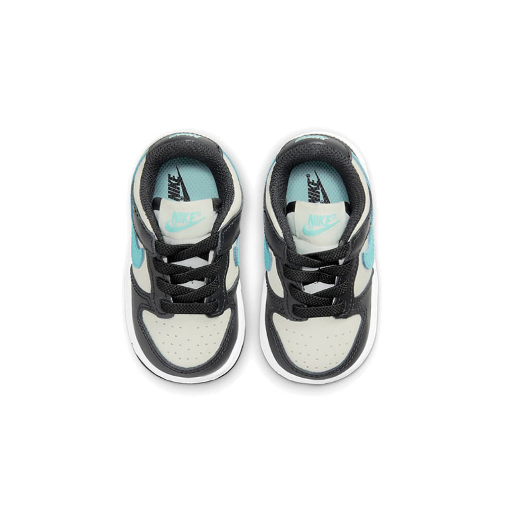 Nike Dunk "Tiffany"