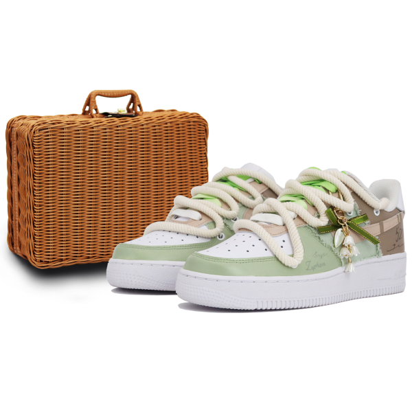 【 】 Nike Air Force 1 Low LE GS