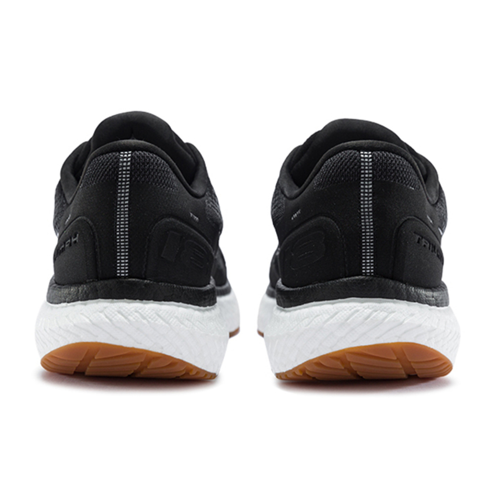 Saucony Triumph 18