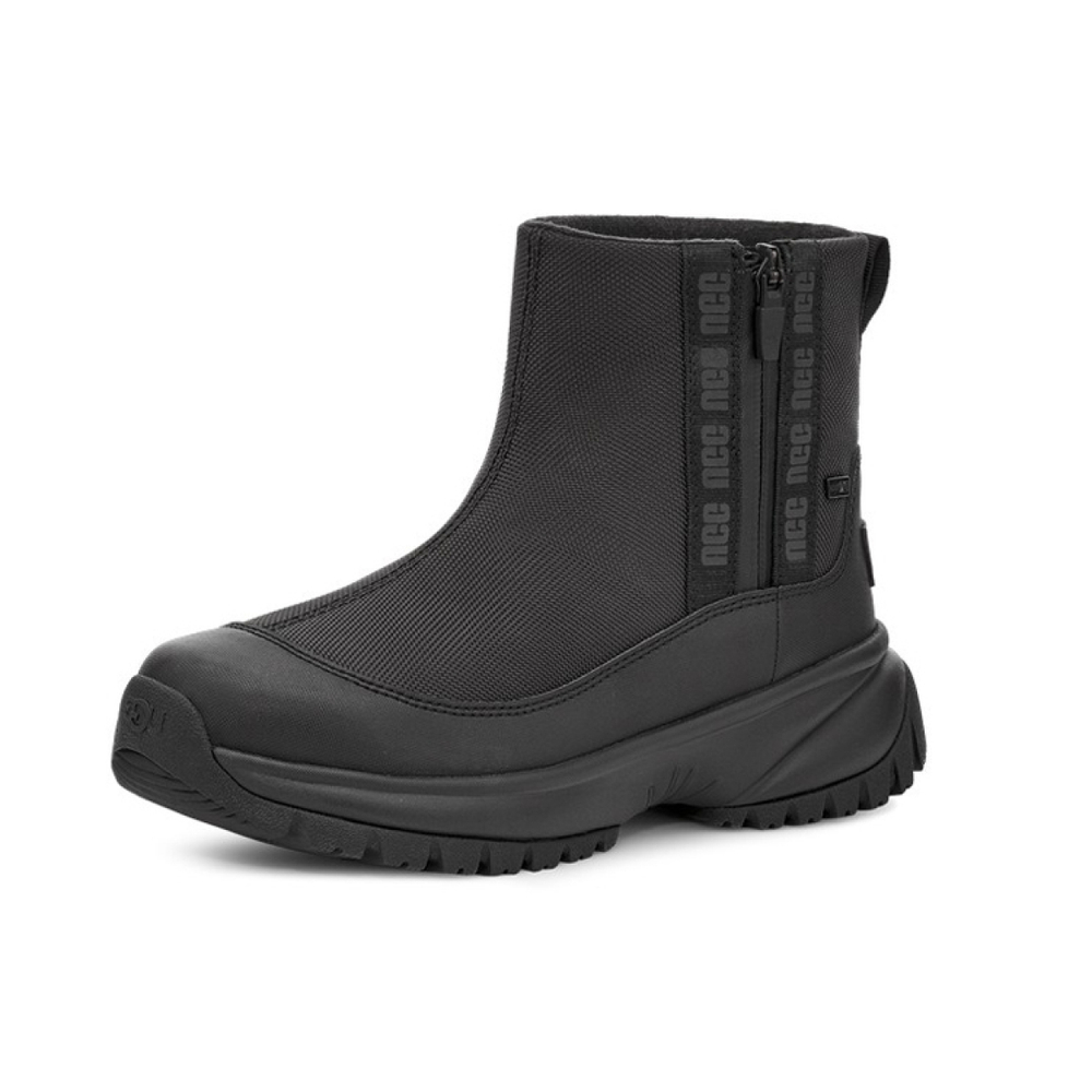 UGG Yose Zip