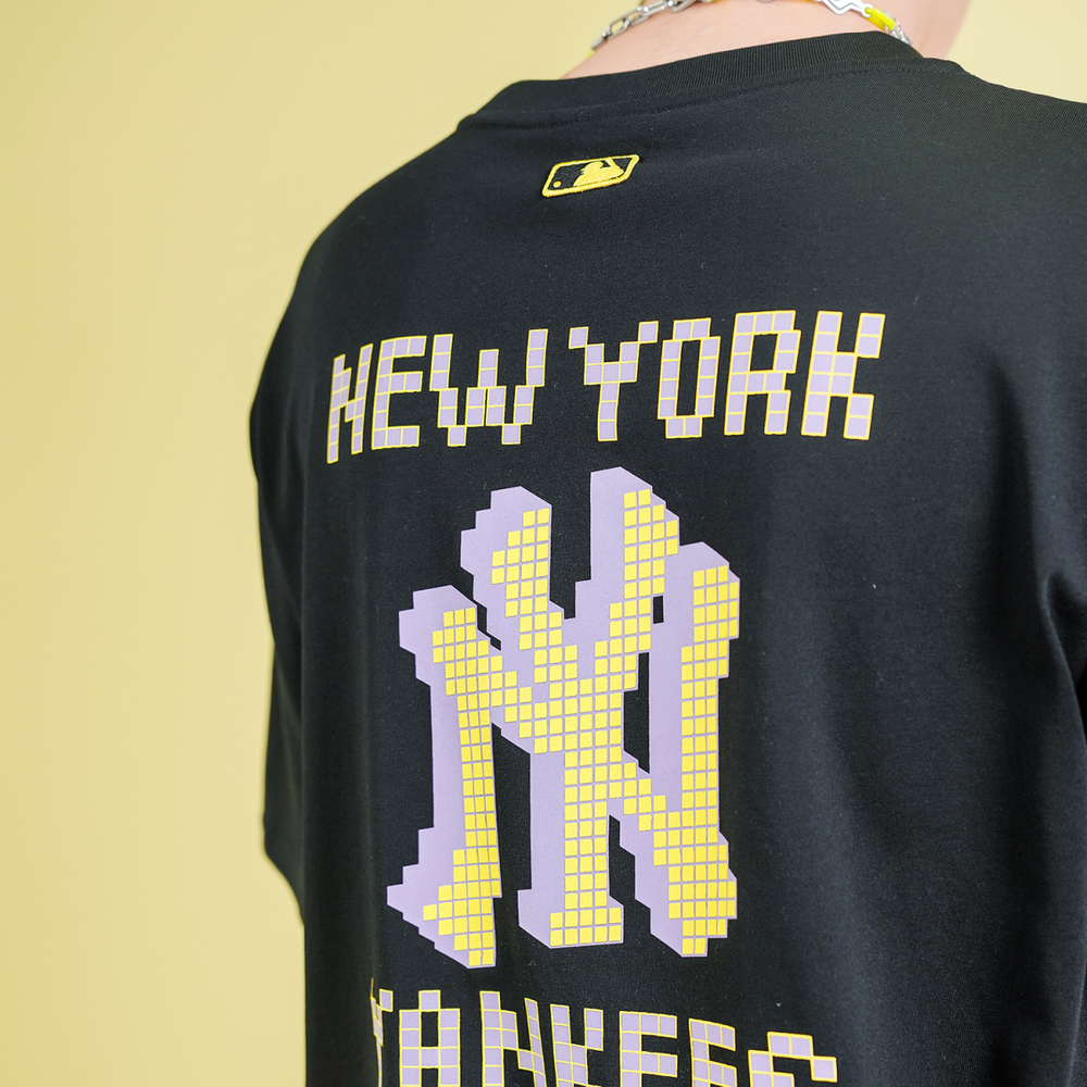 MLB T