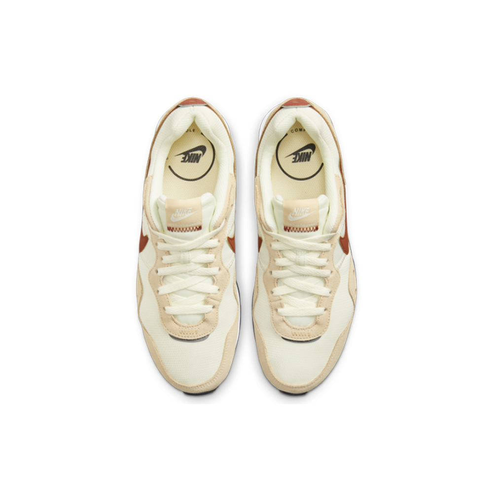 Nike Venture Runner Wide