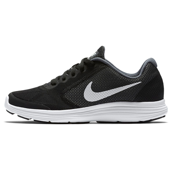 Nike REVOLUTION 3